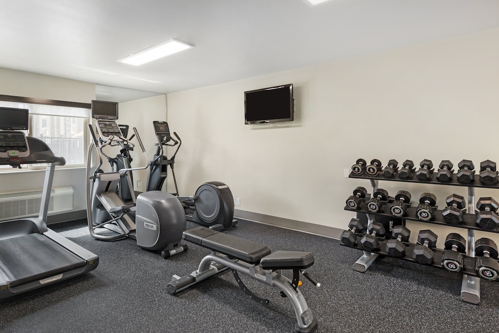 holiday inn express colton riverside north an ihg hotel