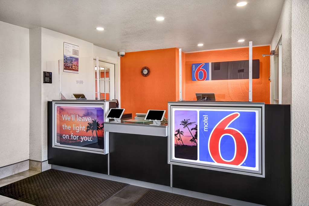 motel 6 cleveland intl airport n ridgeville