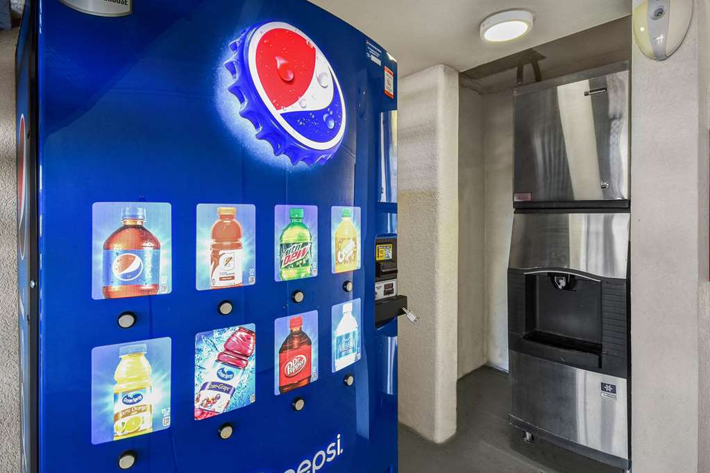 motel 6 cleveland intl airport n ridgeville