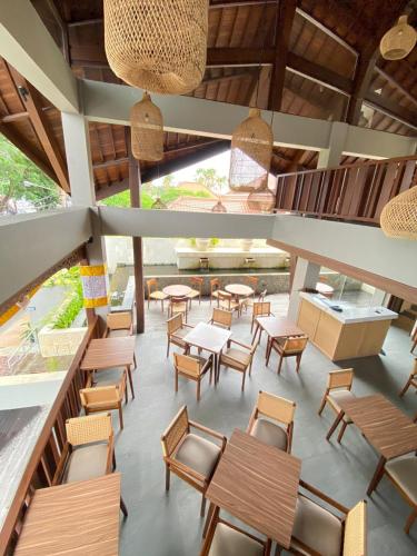 kayangan cafe and residence