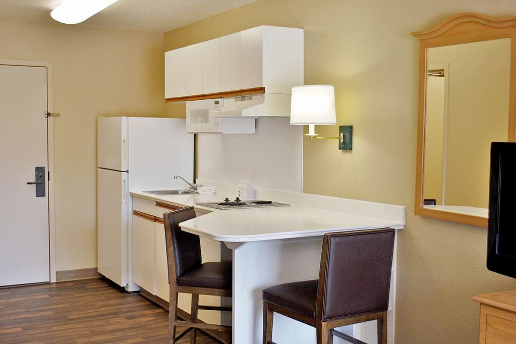 extended stay america suites los angeles monrovia