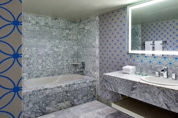 hyatt centric delfina santa monica