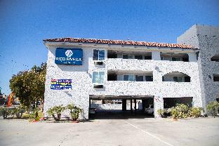 pico rivera inn and suites