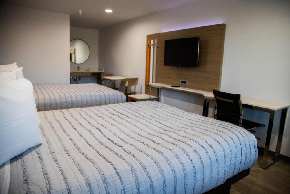 pico rivera inn and suites