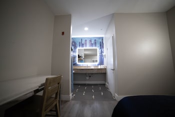 mid city inn and suites