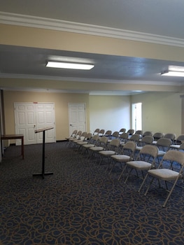 mid city inn and suites