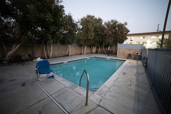 mid city inn and suites