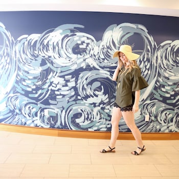 redondo beach hotel tapestry collection by hilton