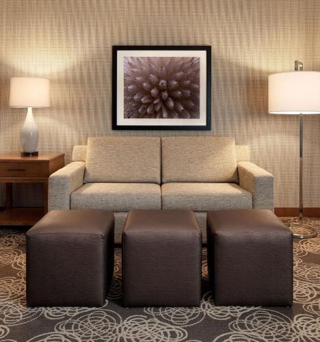 redondo beach hotel tapestry collection by hilton