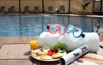 grand copthorne waterfront