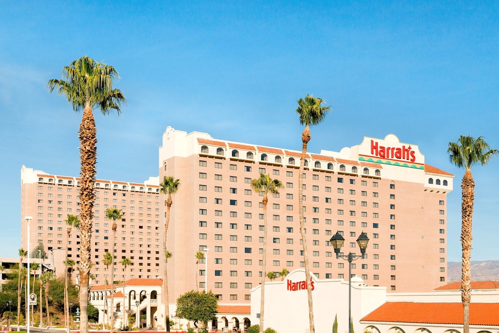 harrahs laughlin beach resort and casino