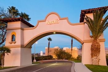 harrahs laughlin beach resort and casino