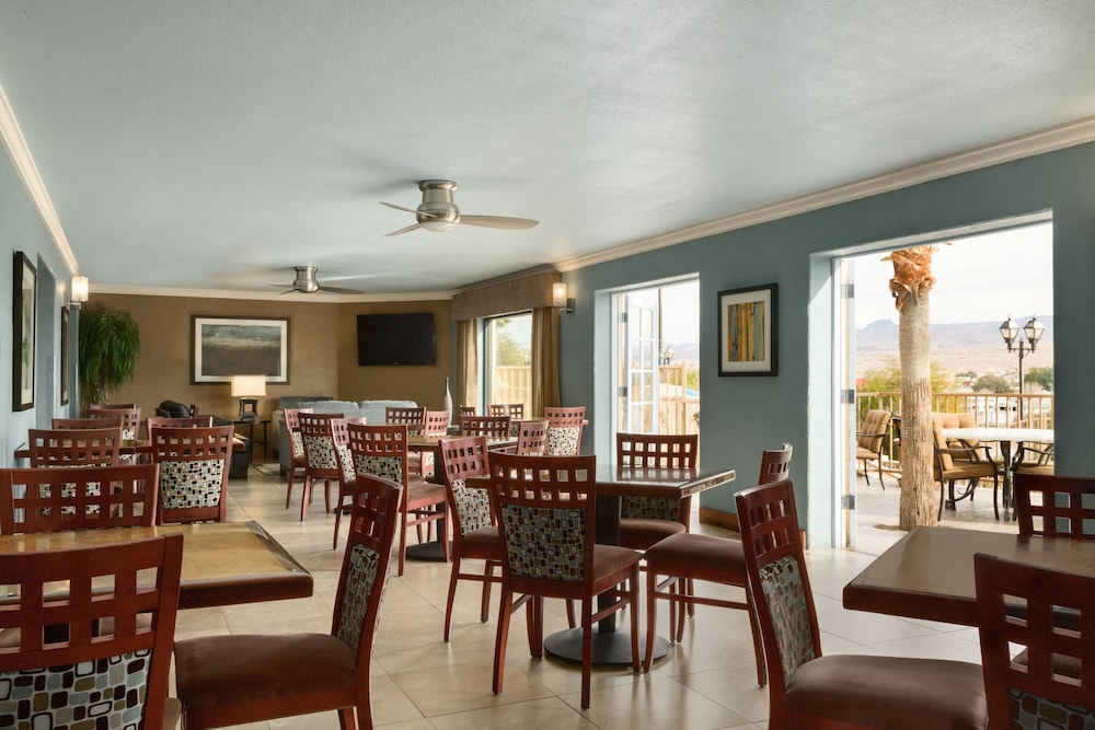 harrahs laughlin beach resort and casino
