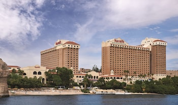 harrahs laughlin beach resort and casino