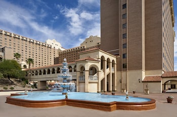 harrahs laughlin beach resort and casino
