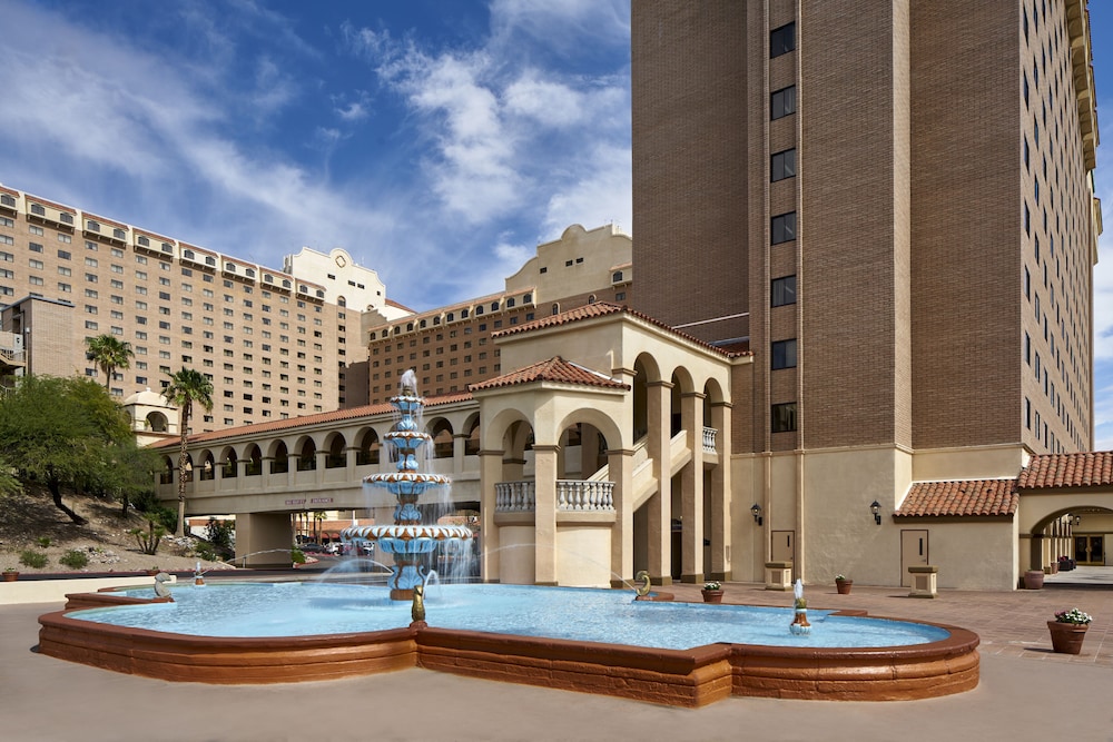 harrahs laughlin beach resort and casino