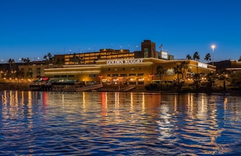 golden nugget laughlin