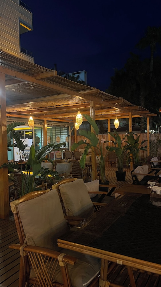 hotel angel beach