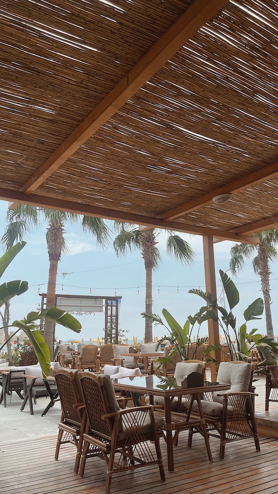 hotel angel beach