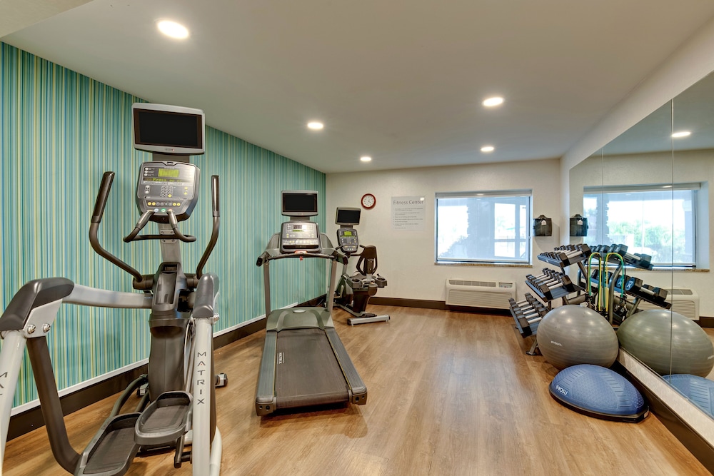 holiday inn express w i40 whitebridge road by ihg