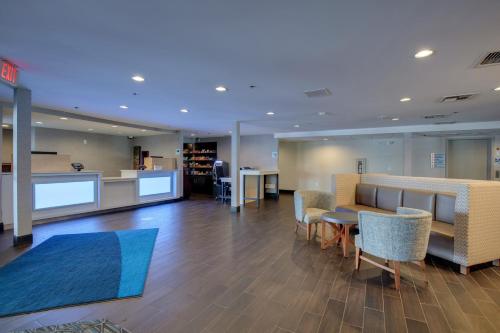 holiday inn express w i40 whitebridge road by ihg