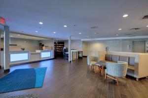 holiday inn express w i40 whitebridge road by ihg