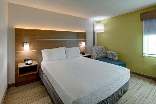 holiday inn express w i40 whitebridge road by ihg
