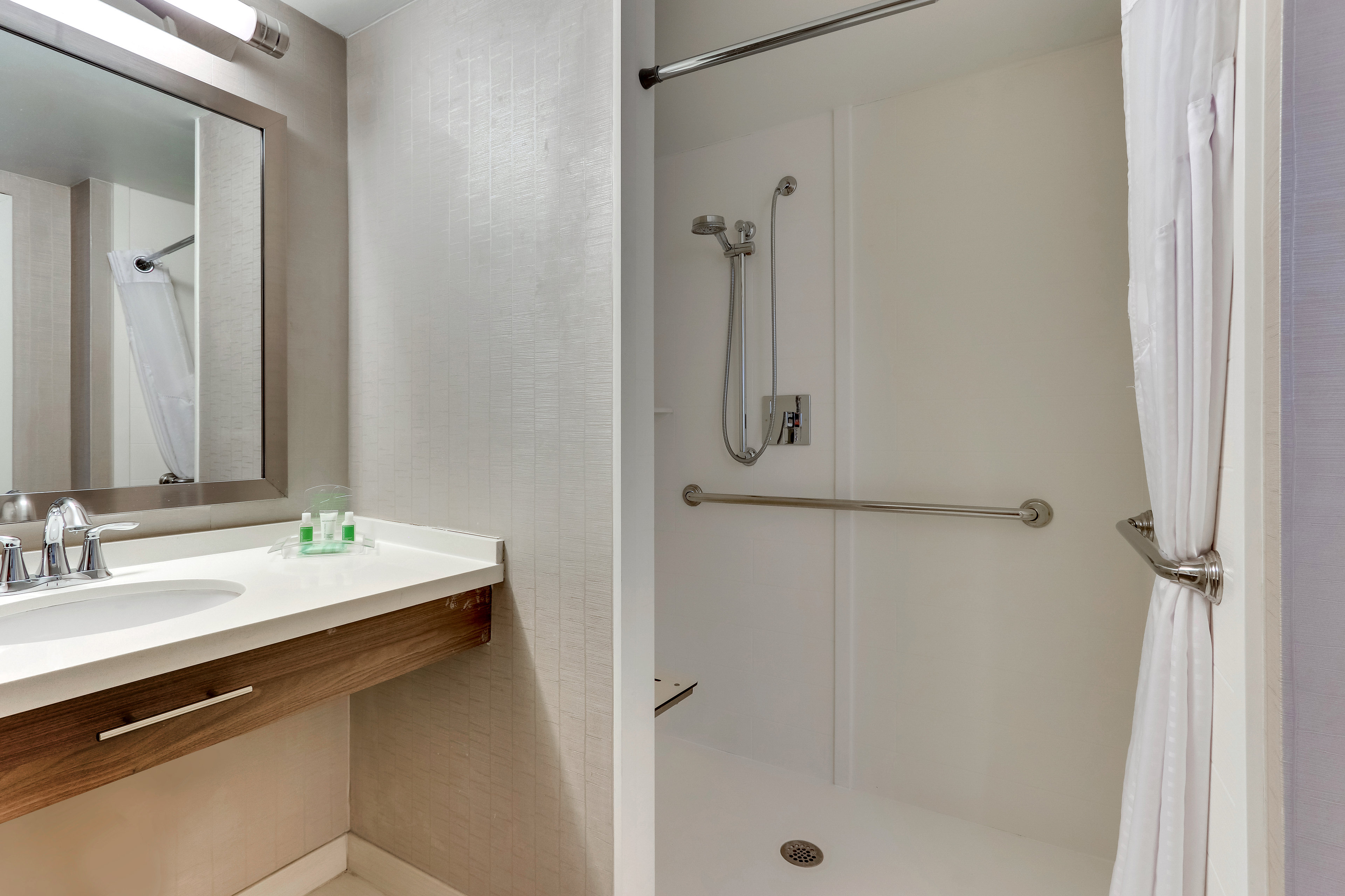 holiday inn franklin cool springs by ihg