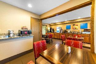 comfort inn and suites hays i 70