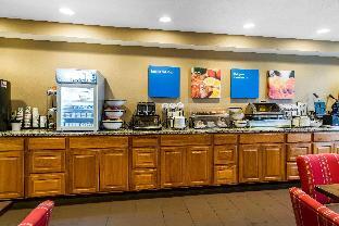 comfort inn and suites hays i 70
