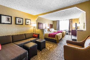 comfort inn and suites hays i 70