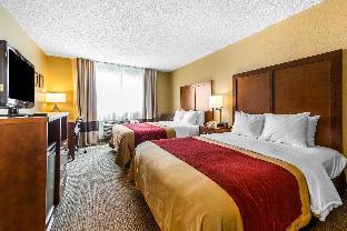 comfort inn and suites hays i 70