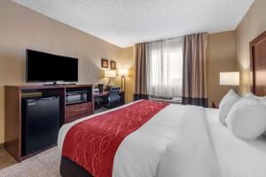 comfort inn and suites hays i 70