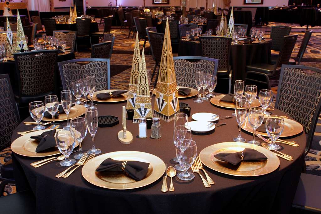radisson hotel and conference center rockford