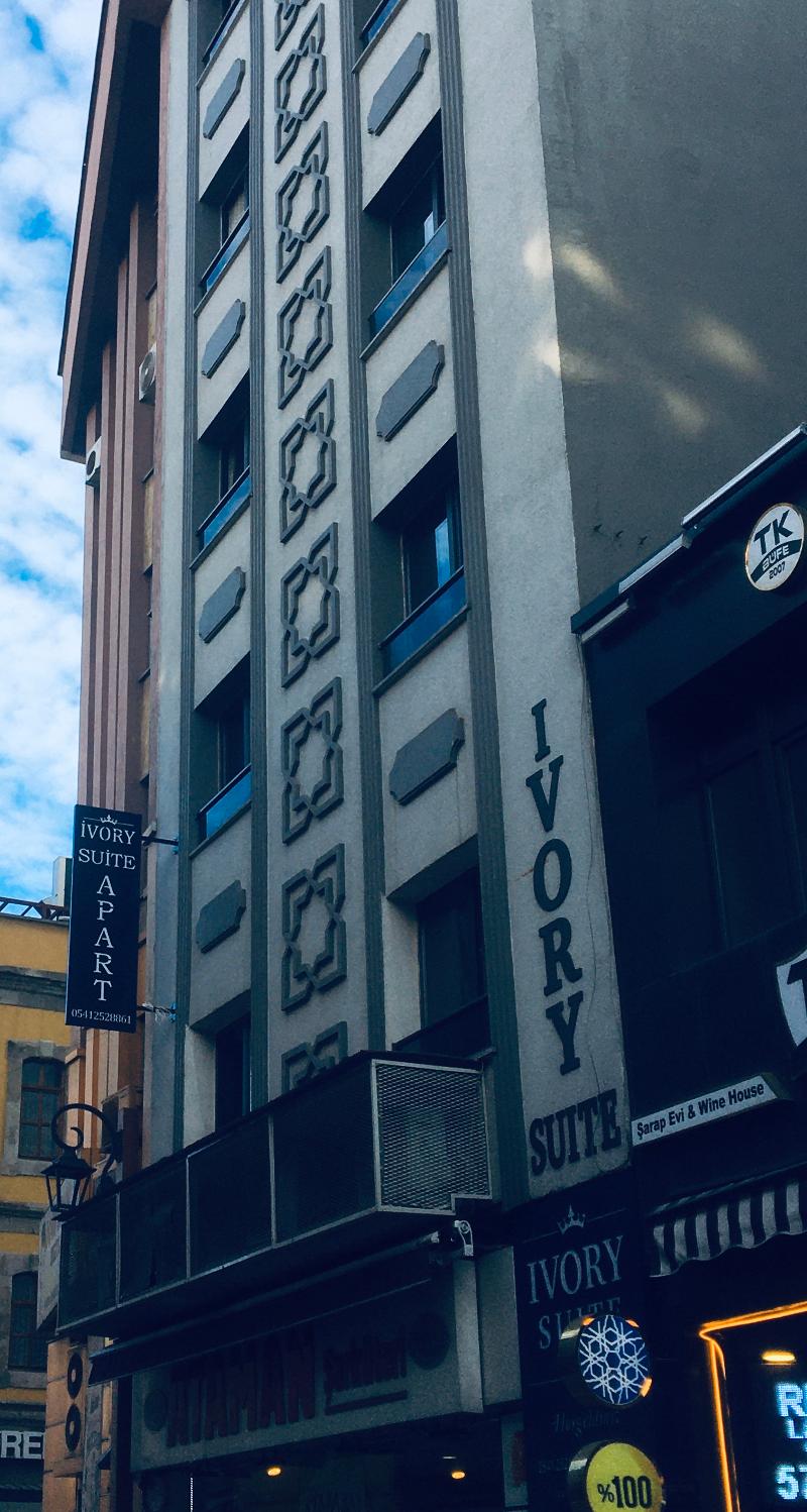 ivory suite