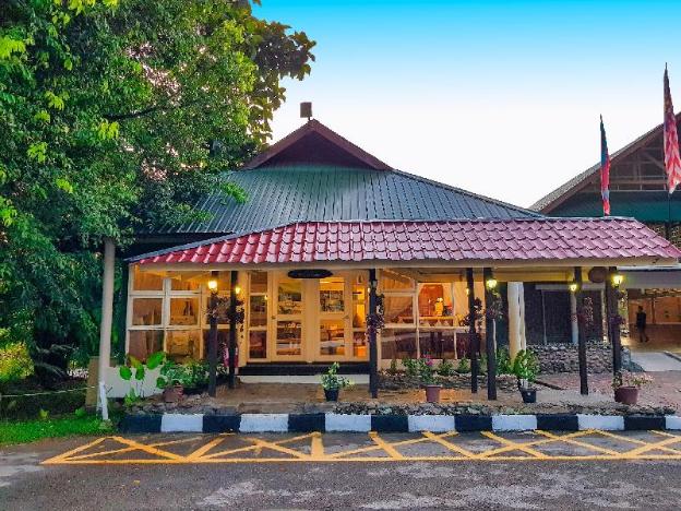 sutera sanctuary lodges at poring hot springs