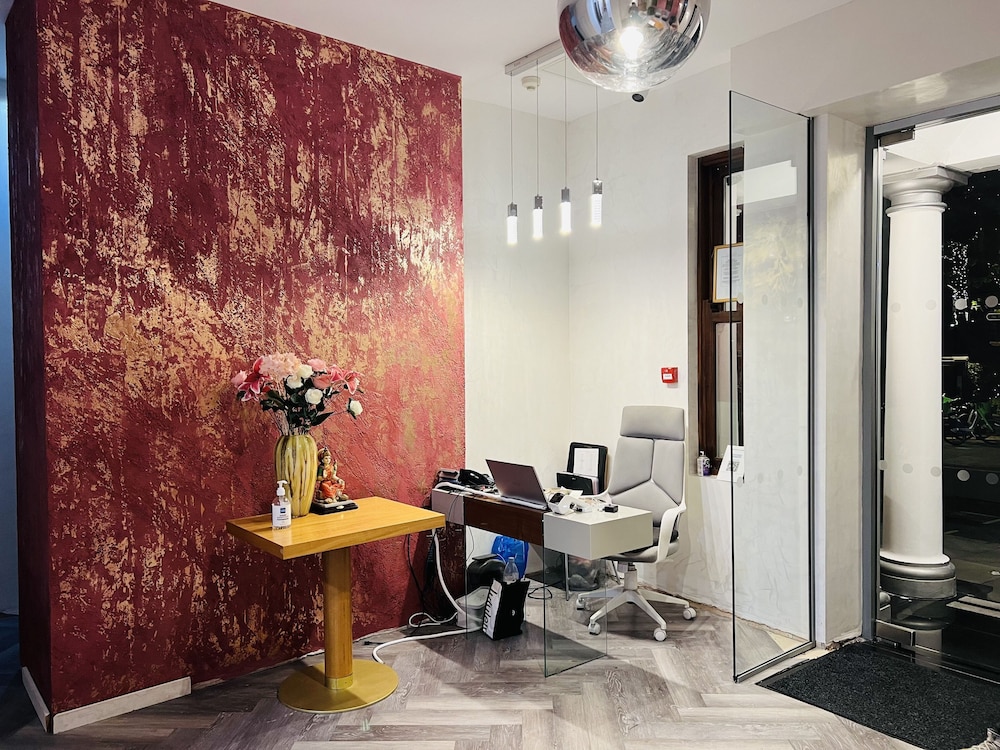 cheshire hotel central london