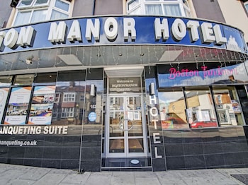 oyo bostons manor hotel hanwell london