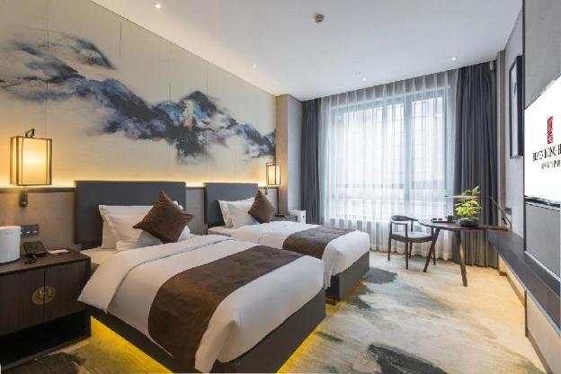 rezen dong hotel harbin central street