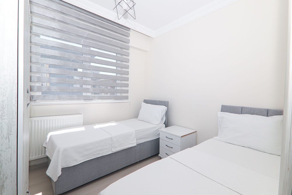 paradise life residence
