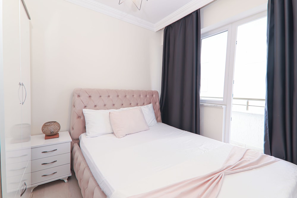 paradise life residence