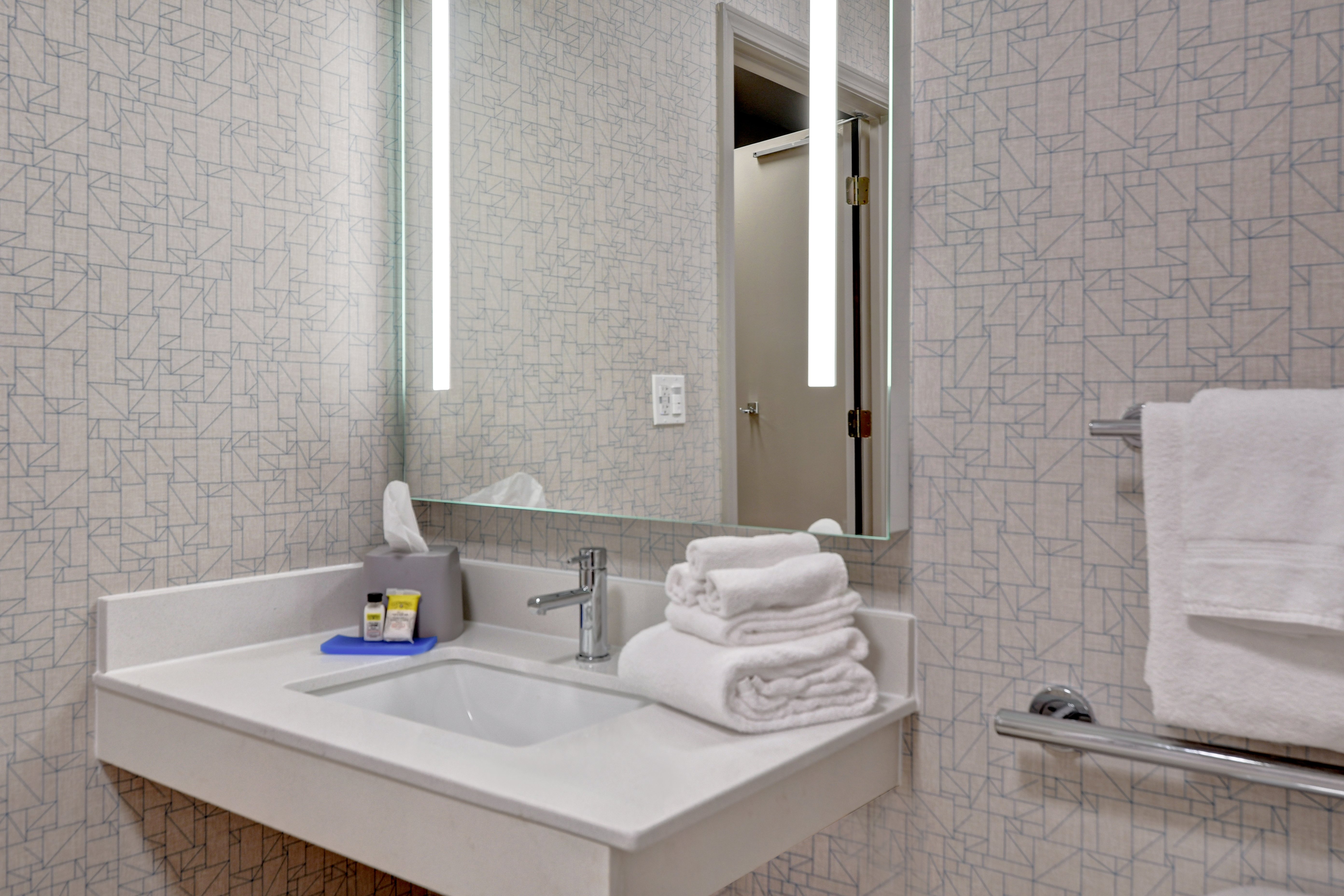 holiday inn express hotel and suites anderson i 85 by ihg