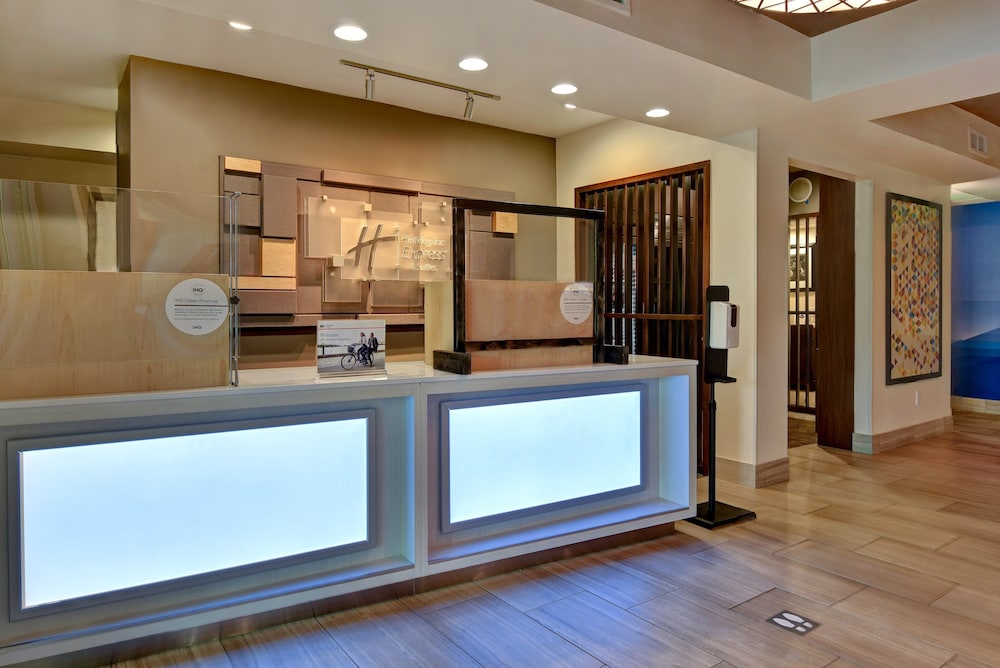 holiday inn express hotel and suites anderson i 85 by ihg