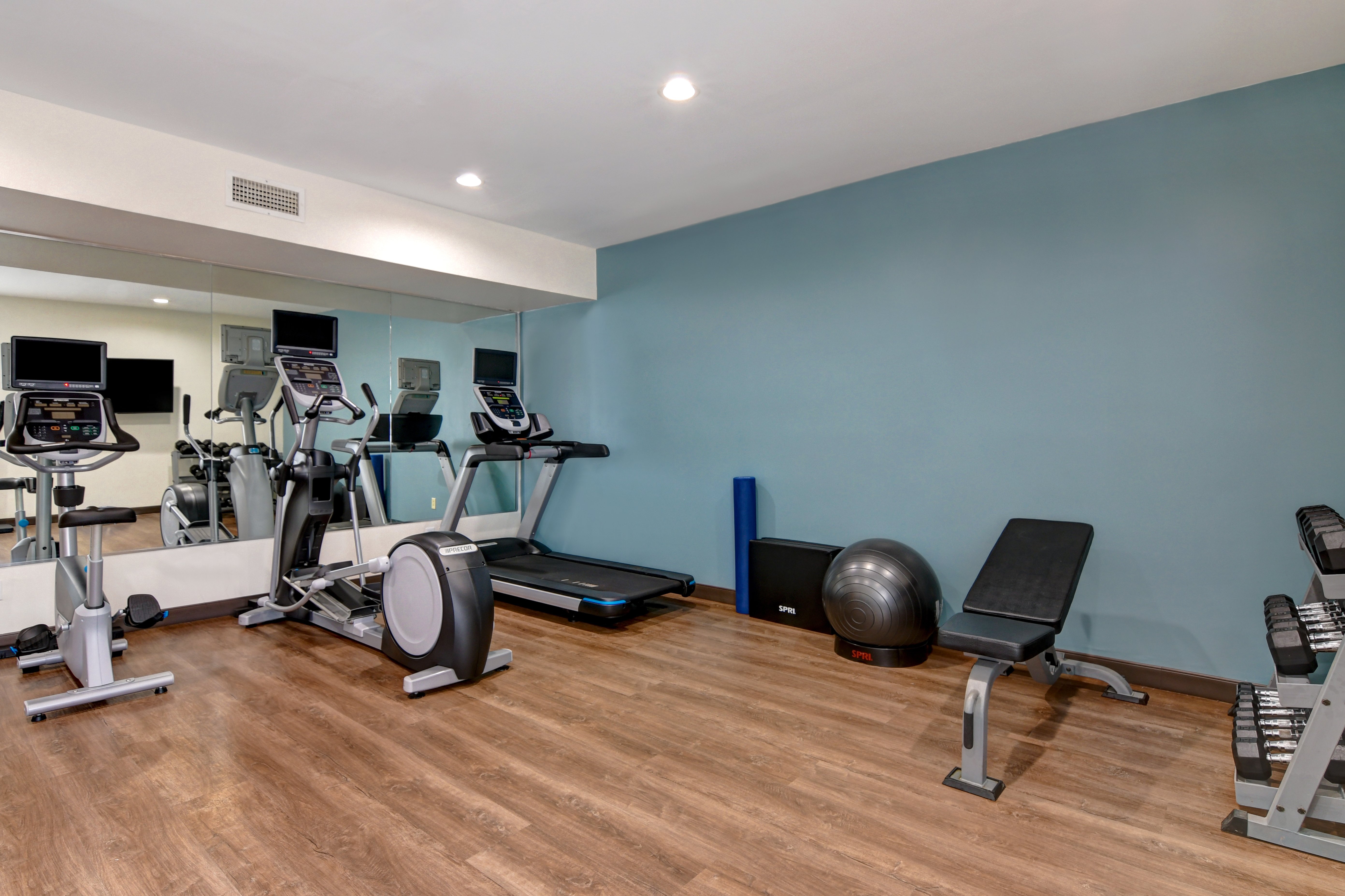 holiday inn express hotel and suites anderson i 85 by ihg
