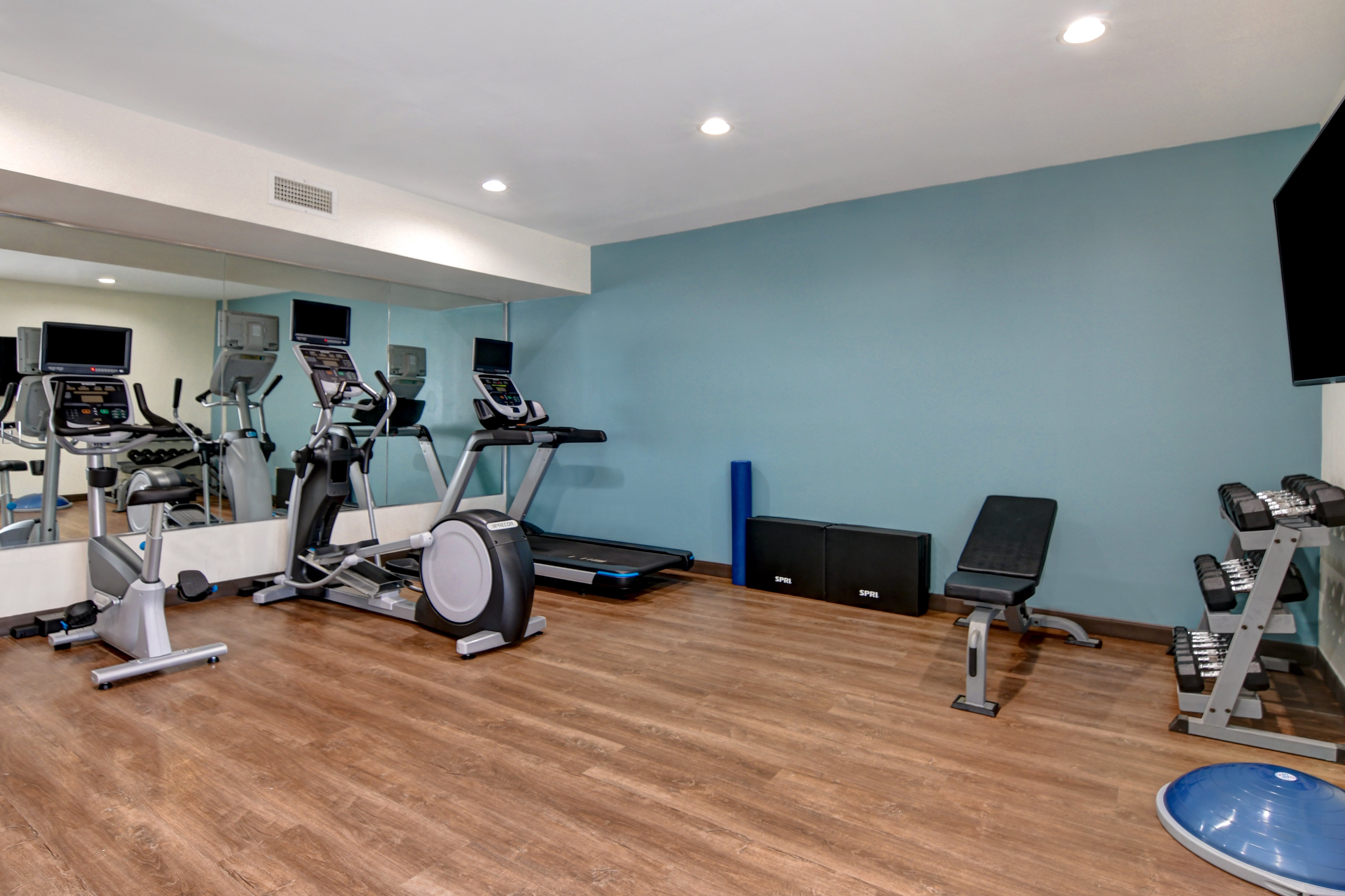 holiday inn express hotel and suites anderson i 85 by ihg