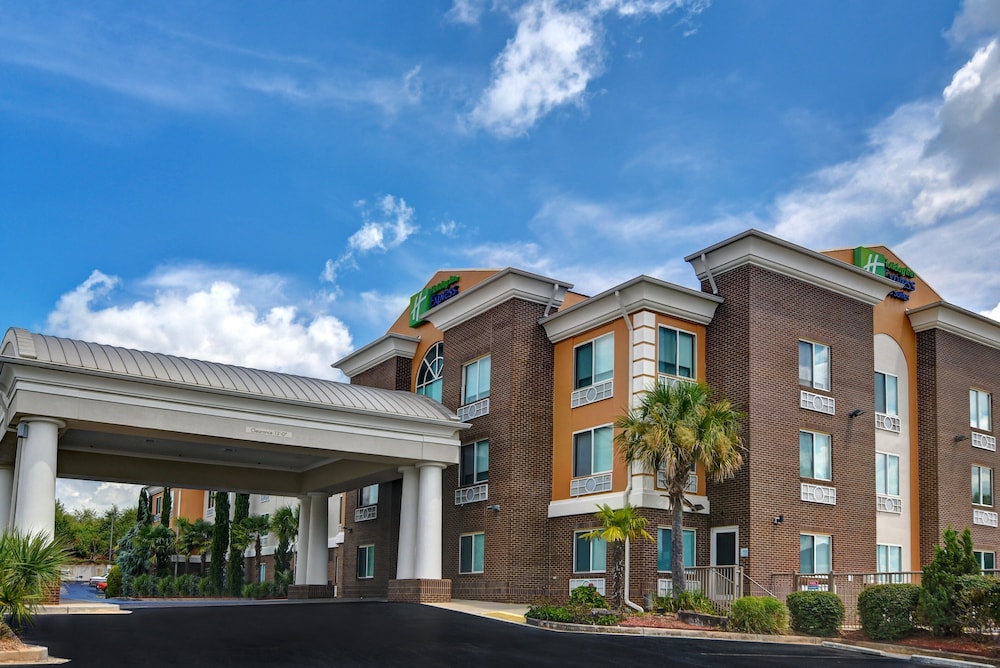 holiday inn express hotel and suites anderson i 85 by ihg