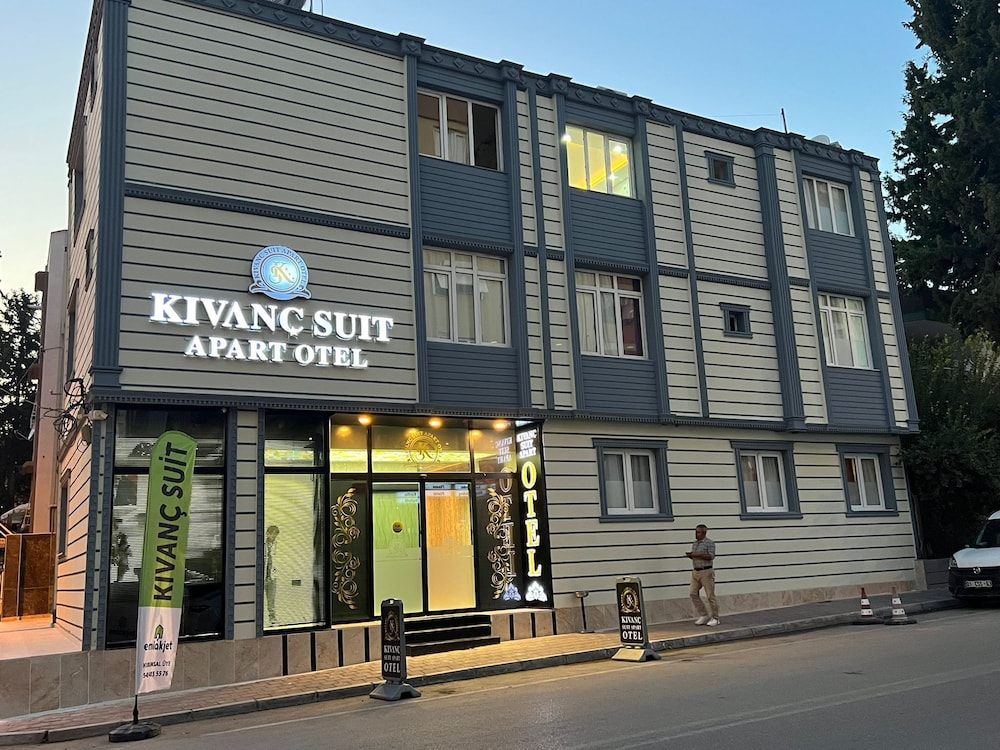 kivanc suit hotel