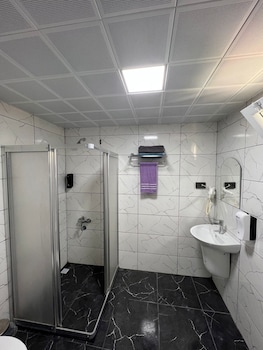 kivanc suit hotel