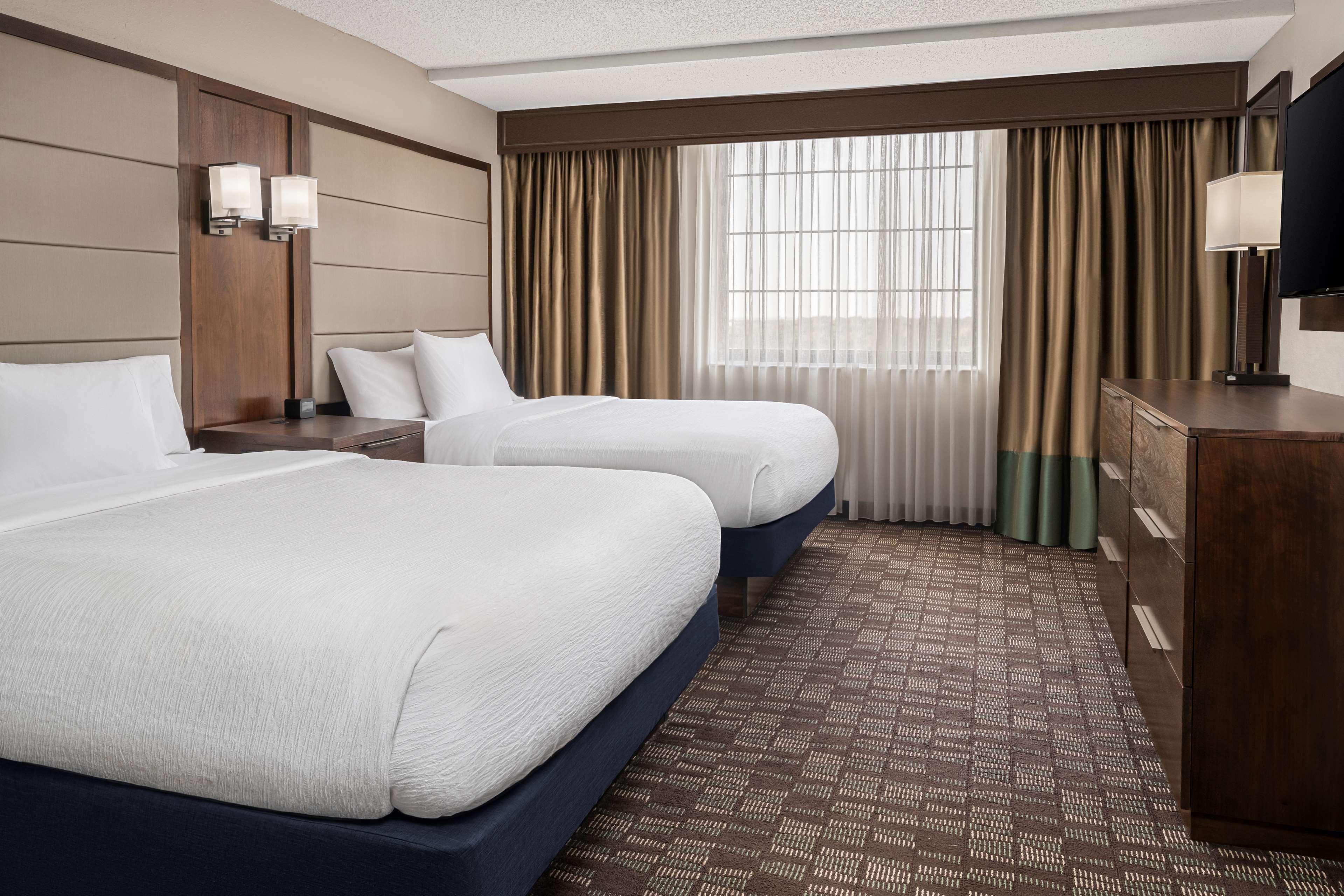 embassy suites by hilton nashville airport