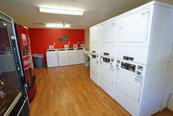 extended stay america select suites nashville airport